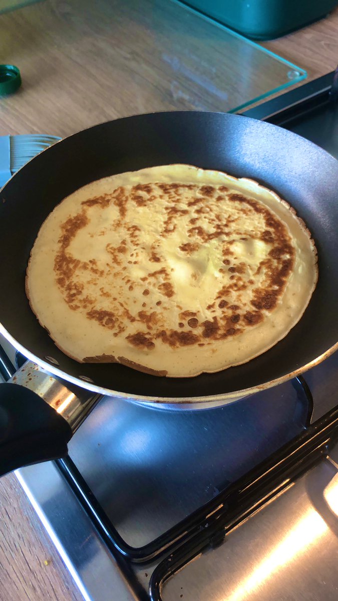 Dunkie5150's tweet image. Saturday mornings mean pancakes for brekkie but today we will refer to them as #crêpes @24hoursoflemans #Mobil1RLM