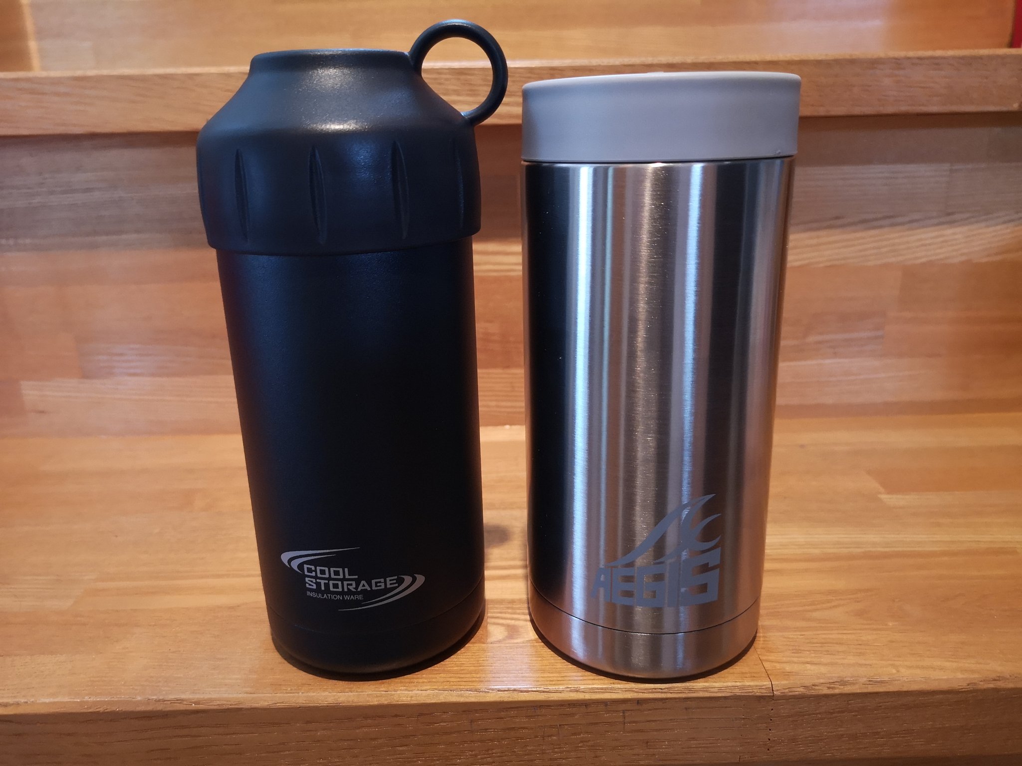 K O O L R I D E 5 5 ドンキで買ったぜ大体1 000円 パール金属工業 クールストレージ ペットボトルクーラー ワークマンのヤツより作りは良さそうよ 梨地っぽいのでステッカーチューンなんかには向いてないかな コメリのoem品はステン素地だった気