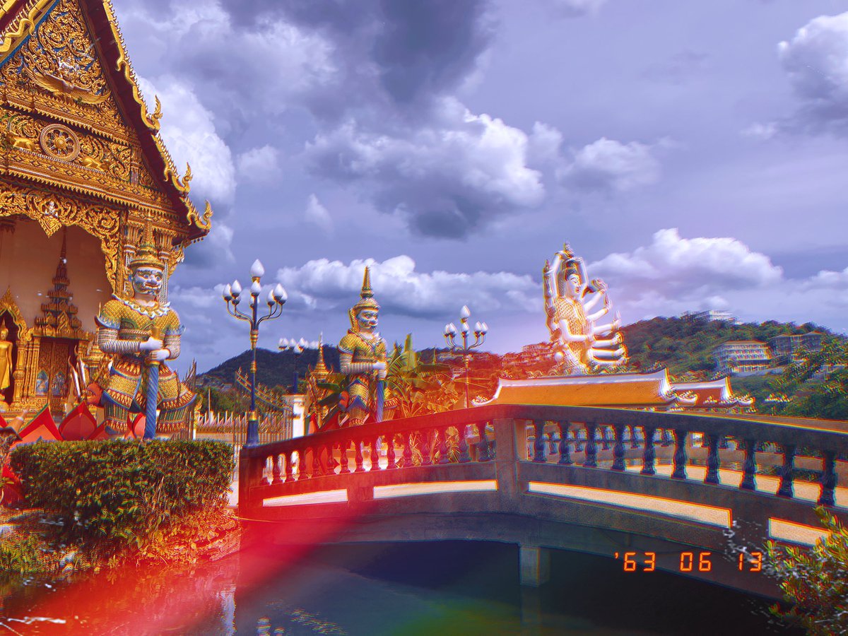 amulet_phuket's tweet photo. Нереально крутой храм стоящий прямо на воде в центре озёра #Samui2020 https://t.co/LtBeVauZZQ