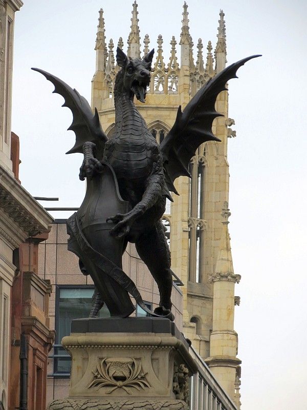 Headquarters, the Rothchild family's London branch, and many other major fiscal policy institutions. The city also has many dragons/serpent-like monuments & statues.