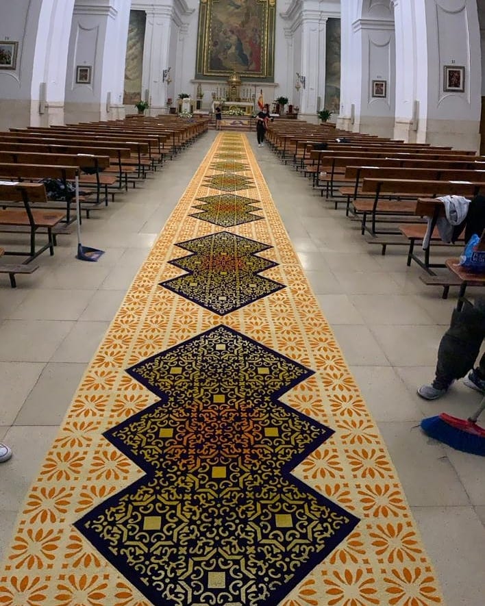 Alfombras de Serrín tweet media