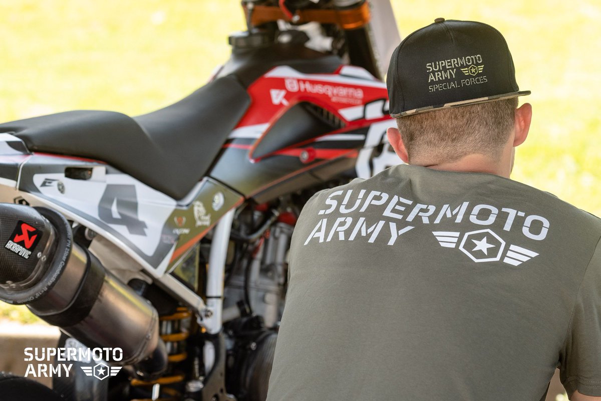 🌍  New website! We have been busy during lockdown, so we are ready for better days. Our new website is faster, simpler and more secure. You can order your products safely and send your pictures if you want to share. Enjoy ➡️ supermoto.army/en