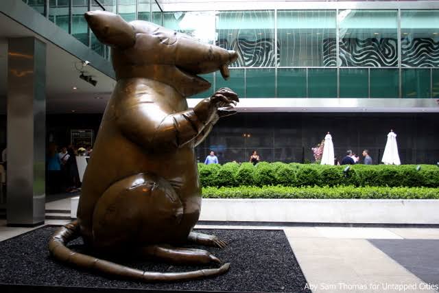 normallydav's tweet photo. @Terri_1987a Awww, never mind. The statue of John Howard below was left unscathed. ๐๐๐๐คฃ๐คฃ๐คฃ
#lyingnastyparty
#therodent
#racists
#warcriminals https://t.co/9Po3bR8RDf