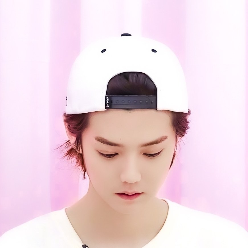 Mochi 'ㅅ' (@b19900420) on Twitter photo 