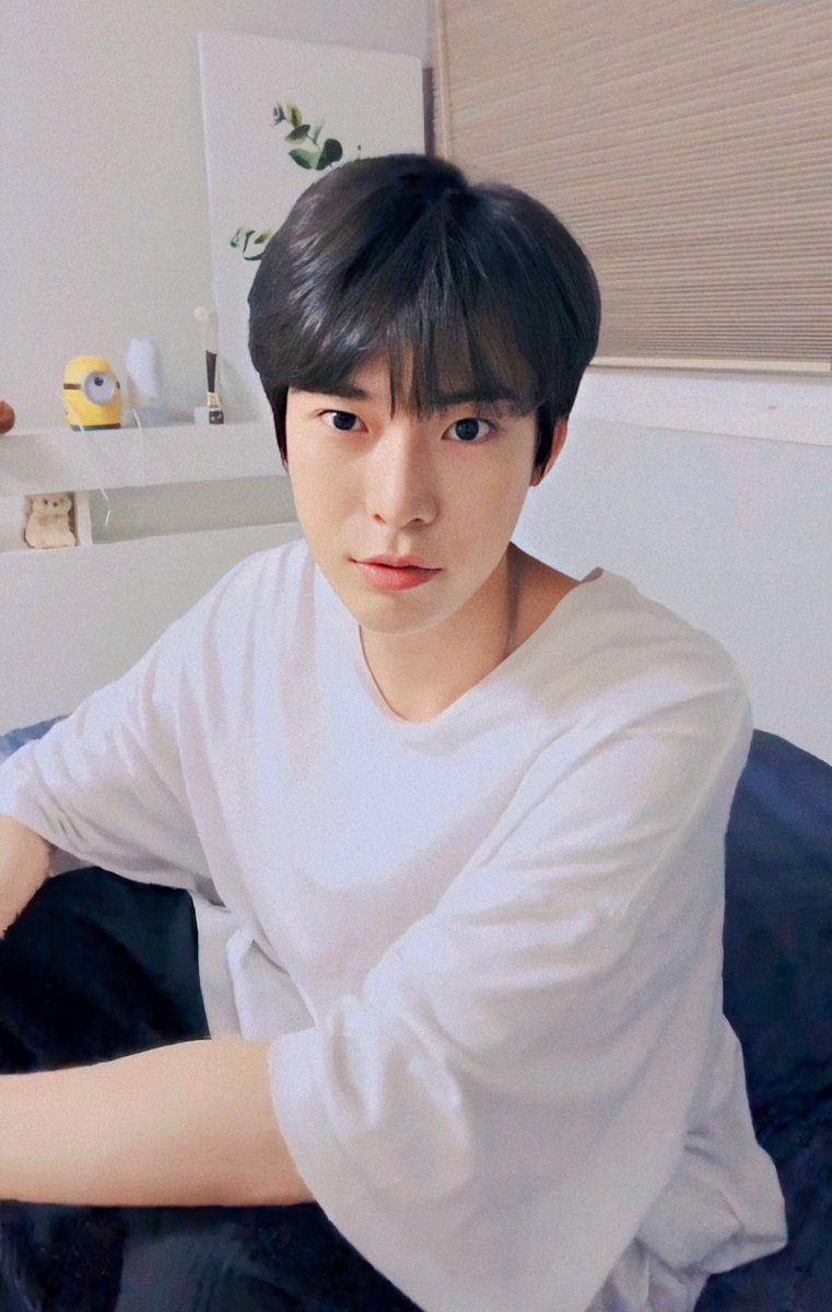 _jeongjenhyun's tweet photo. เค้ารู้ว่าทำตัวยังไงเราถึงจะไปไหนไม่รอด https://t.co/z5DzTIXhXi