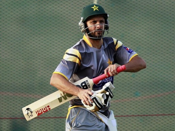 ANI's tweet photo. Former Pakistan cricketer Shahid Afridi tests positive for #COVID19. (file pic) https://t.co/v9mjuETtGA