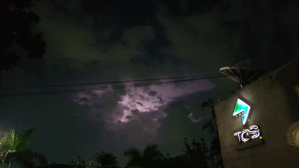 Rafavtv's tweet photo. ⛈ https://t.co/vDc8BLM4K9