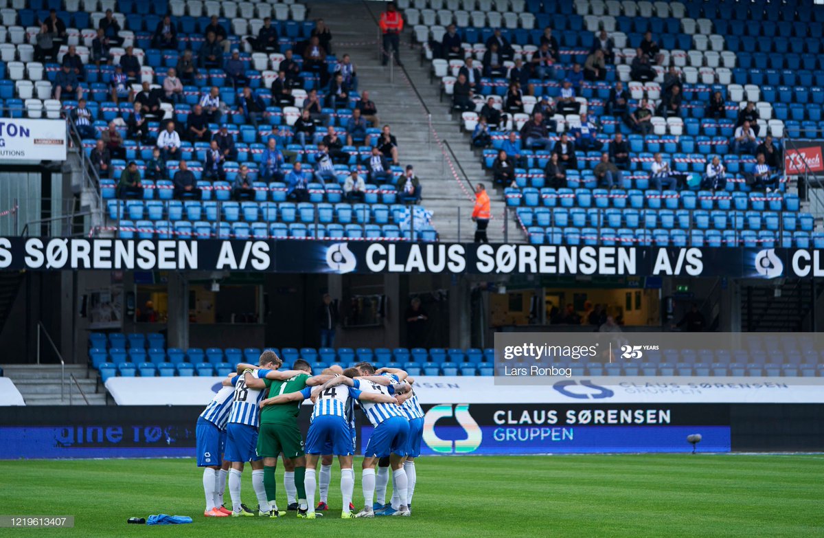 VitoMannone88's tweet photo. Great Win and a fantastic team effort 💪🏻🙌🏻 Glad with the rare assist and delighted to make a small number of fans happy again🔵⚪️ lets keep fighting #5morefinals #efb #sldk #together #NeverGiveUp https://t.co/1BPlCLuhCq