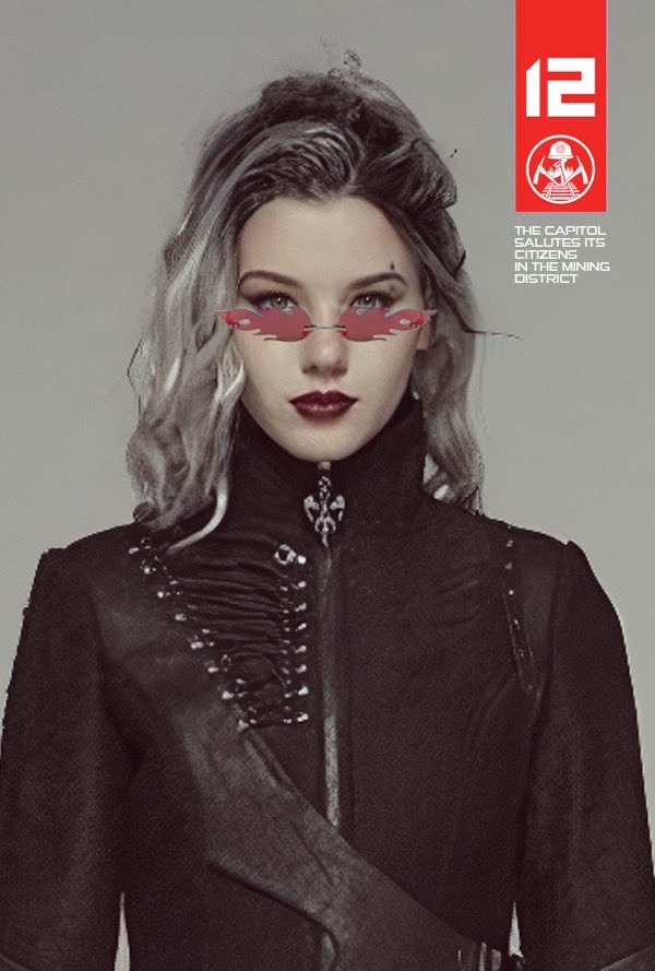 thgevent's tweet photo. Please give a round of applause for our District 12 tribute @mockingjayssing!
Her mentor is @mockinglark and her stylists @lovelightwings, @particularuels and @phoenixpyre01 made this statement for her! https://t.co/6RtSc1xKLc