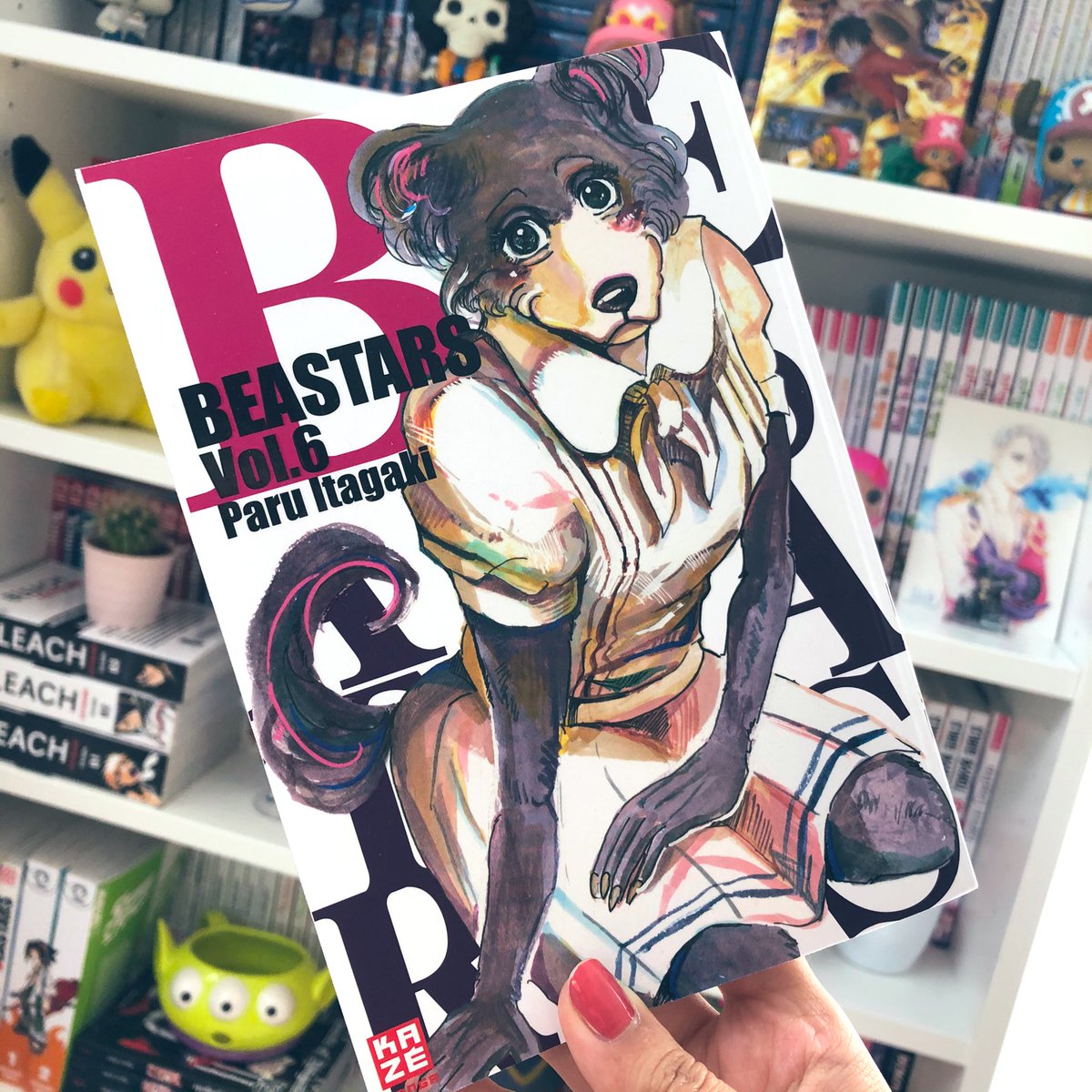 #MyMangaYear || Nr. 50
Gestern Abend hab ich endlich die letzten Seiten von Beastars Band 6 geschafft. Ich mochte den Manga sehr aber fand die letzten etwas stärker. Allerdings war das Ende richtig klasse. 🥰 Die Hälfte kannte ich aber schon, da ich den Anime gesehen hatte. 🙊