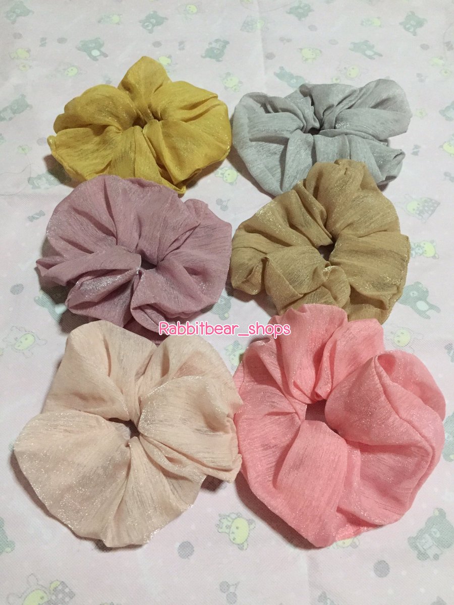 FouRMosT's tweet photo. โดนัทมัดผม กิ๊บโบว์ผ้าแก้ว 🍩✨ ราคา 25฿ 4 ชิ้น ฟรี 1 ชิ้น 🎀🥳🎈 #โบว์แฟชั่น #โดนัทแฟชั่น #โบว์แม่ชม #โดนัทแม่ชม #โดนัทมัดผม #โบว์ติดผม #โบว์ผ้าแก้ว #โดนัทผ้าแก้ว #โดนัทมัดผมผ้าแก้ว #กิ๊บโบว์ #กิ๊บโบว์ผ้าแก้ว https://t.co/yysC4pqQp2