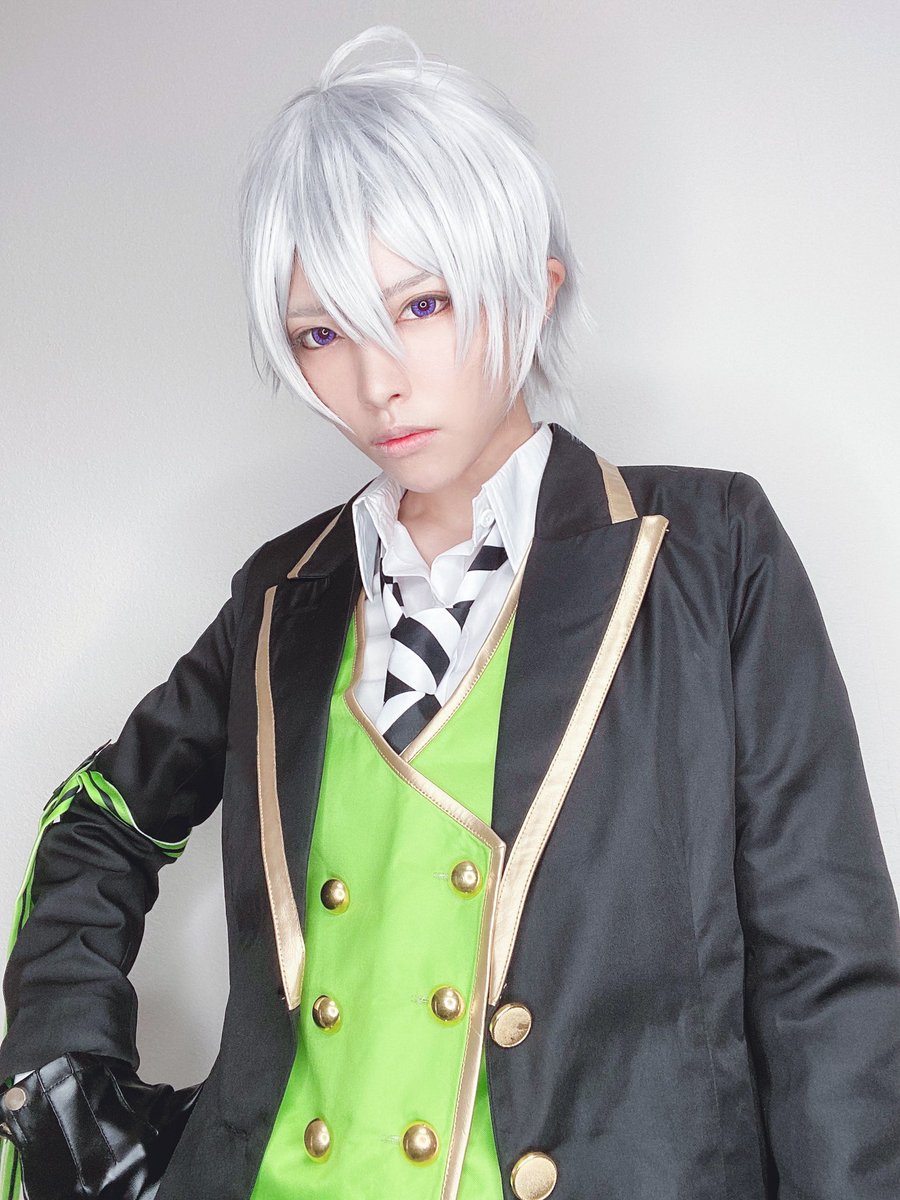 コスプレ/ツイステ】 ディアソムニア寮/シルバー