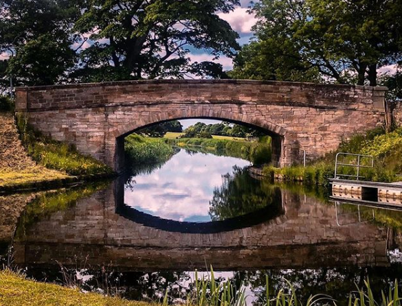MyLinlithgow's tweet photo. Perfect #symmetry ~infiniteblueuk #bridge #reflection #reflections #treest #clouds #canal #linlithgow  #scottishcanals #nature #calmwaters #mylinlithgow https://t.co/NZnWa8BTEA