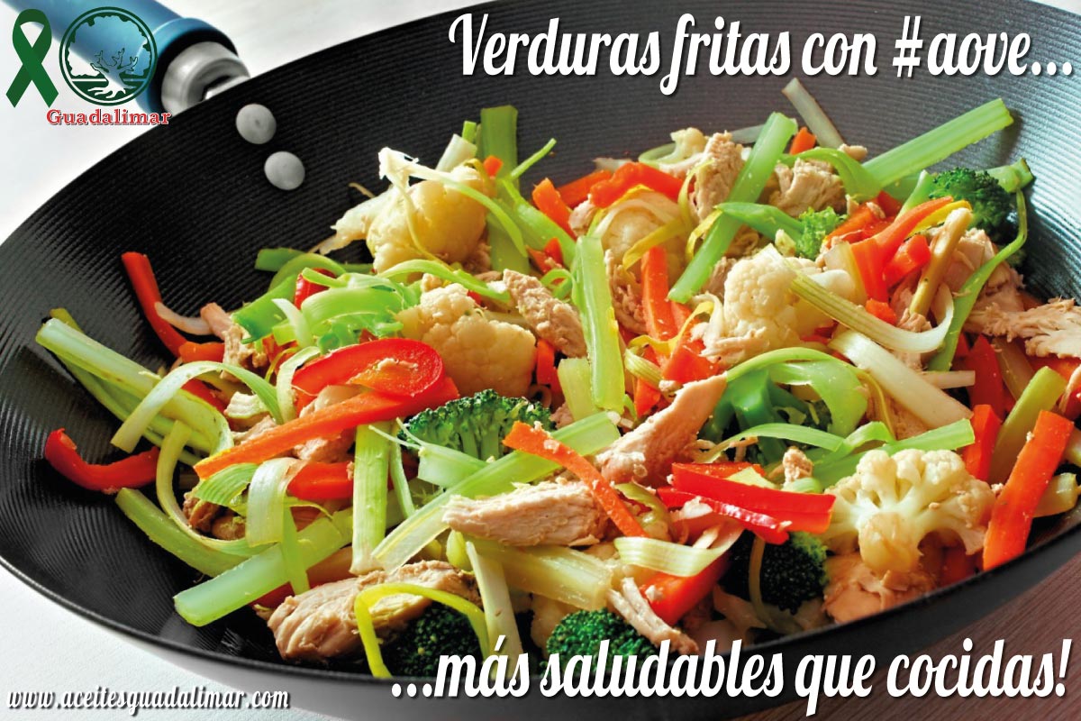 acguadalimar's tweet photo. Entramos en una época en la que nuestros platos se llenan con las mejores #verduras de temporada, pero... ¿sabíais que fritas con #AOVE mejoran sus propiedades saludables? ¿Pensábais lo contrario? Os lo contamos en nuestro blog👉 https://t.co/dkyT5JSXhQ https://t.co/GpPdj9JLV2