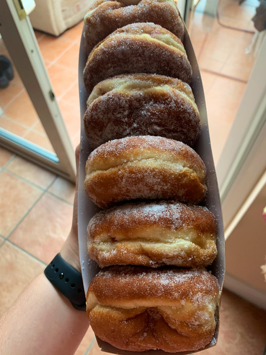 The only six pack I’ll be sporting this weekend 🤤 <a href="/SuperValuIRL/">SuperValu Ireland</a>