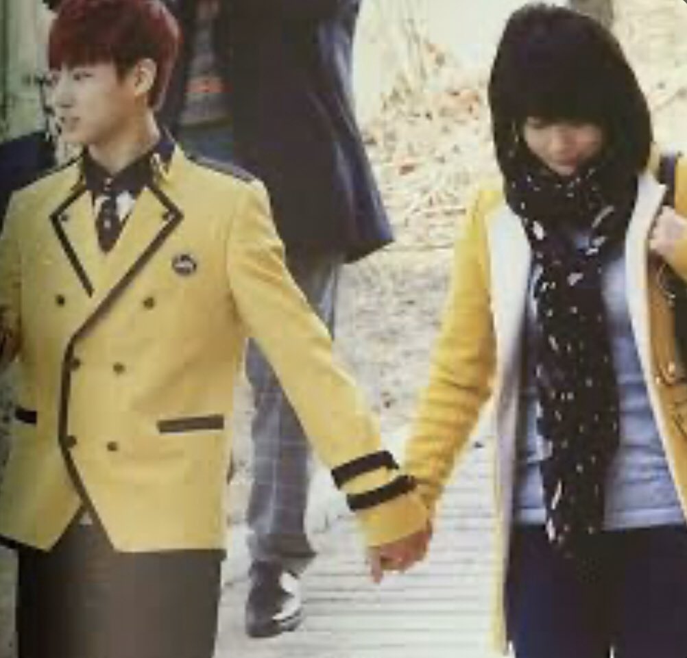 معلومات عن عوائل اعضاء BTS و كيف ساندوهم من بداياتهم الى يومنا ذا و صور لشخصياتهم ثريد⬇️⬇️: https://...