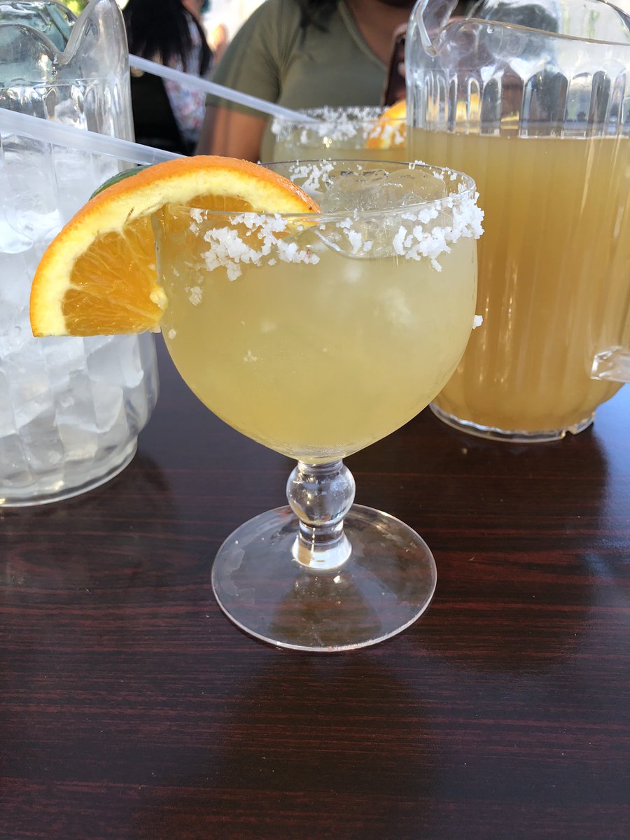 WhatWeAteSTL's tweet photo. Top shelf margarita and pastor, chorizo and pescado tacos at Mi Tierra Bonita. https://t.co/1Jrrpfsfgw