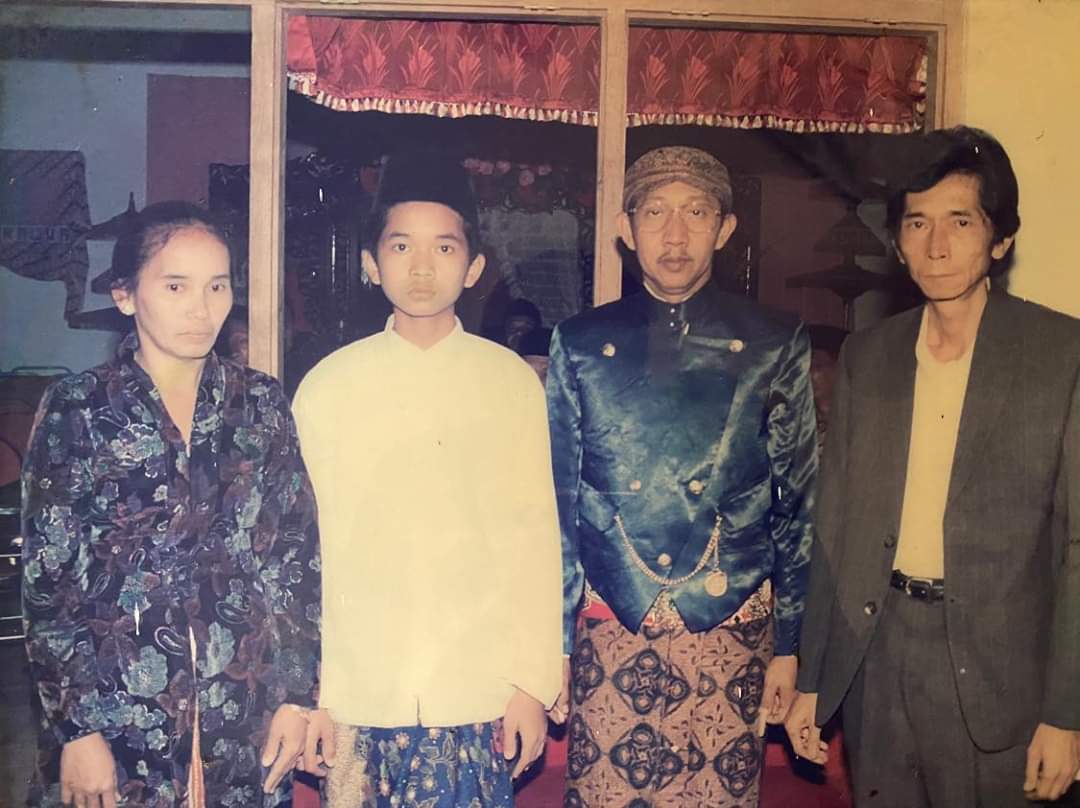 Pelajaran hidup adalah orang tua...mereka selalu beriktiar terbaik buat anak anaknya. Sekarang giliran saya. #SAY