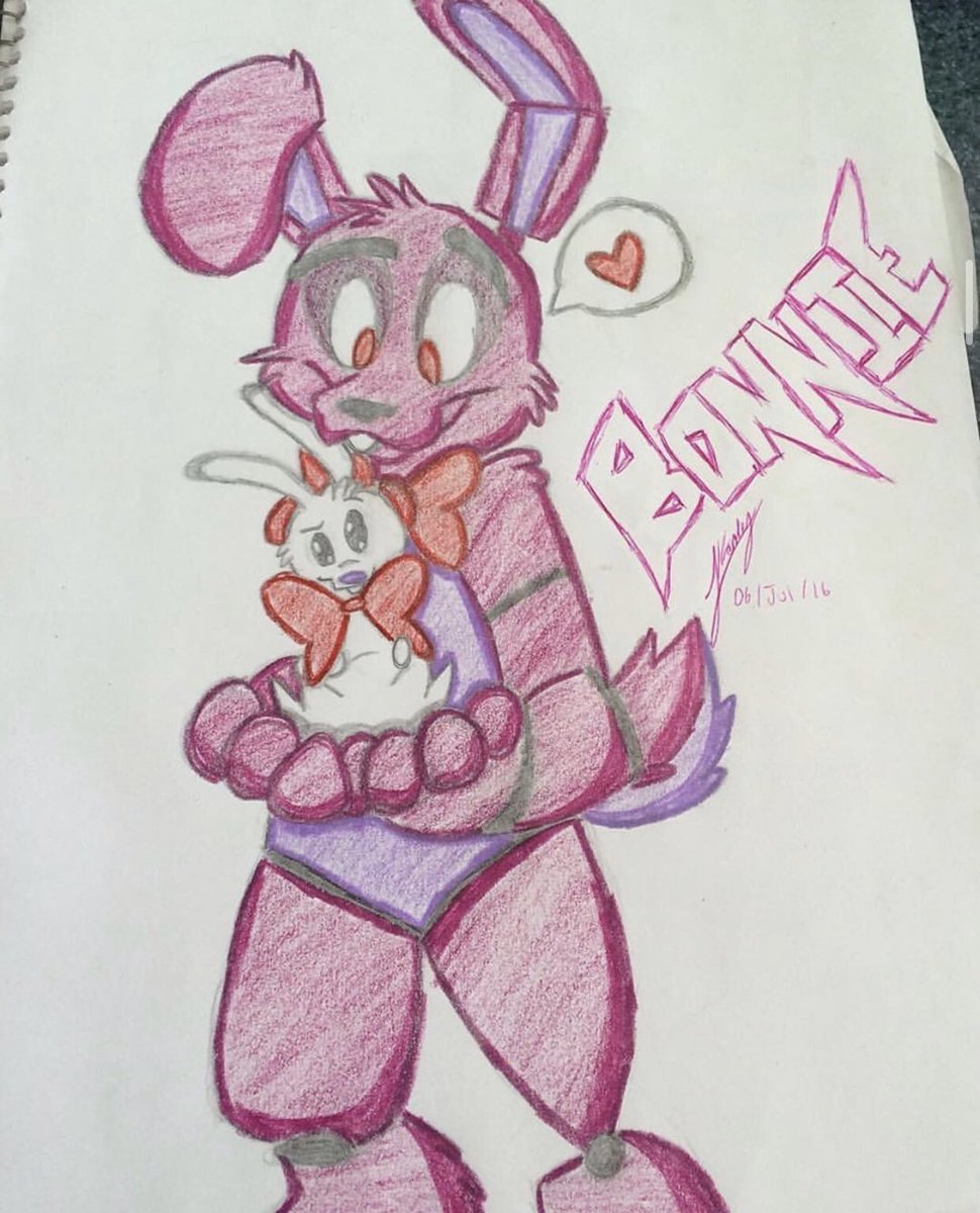 Fiskurart's tweet photo. A drawing I found out there, done exactly in 2016, Bonnie, is one of my favorite FNAF characters, you could say that he is the first on the list🐰💜 
✨Tags: #bonnie #fnaf #cute #draw #2016 #bonniethebunny #FiskurSupport https://t.co/mSobEJg41U