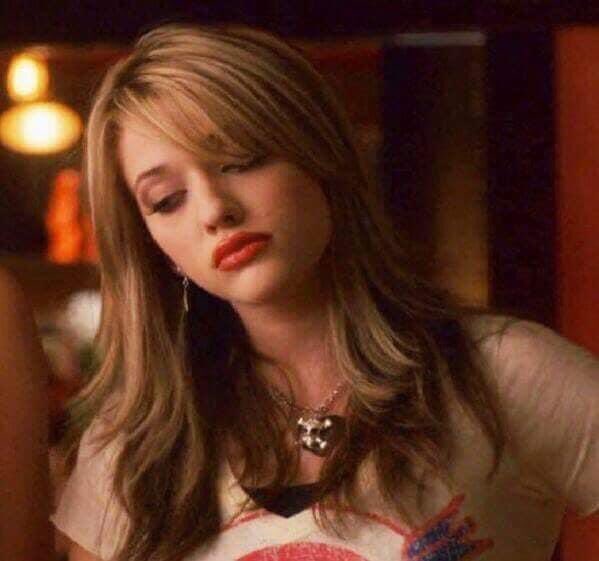 Happy birthday to Kat Dennings:) 