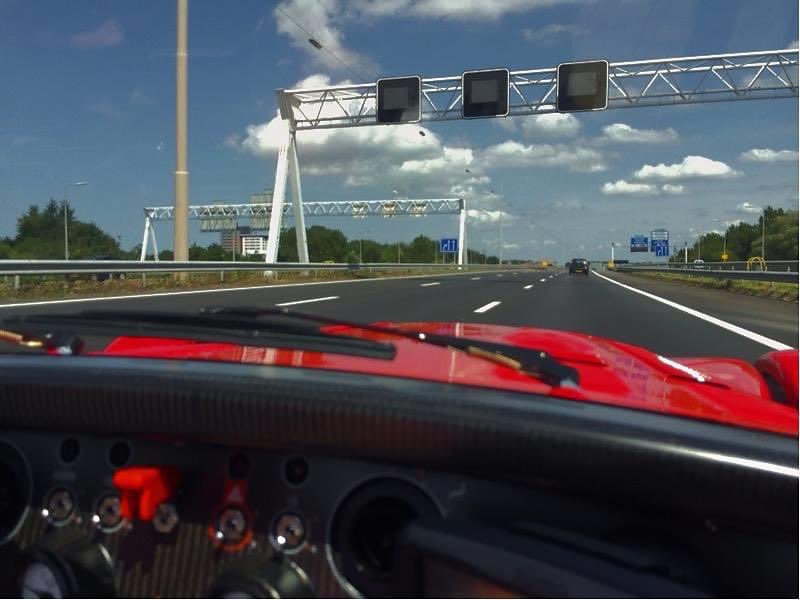 DonkervoortGTO's tweet photo. Gas erop. #Donkervoort #D8GTO #blauwelucht #blueskies #letsburnsomerubber https://t.co/7ADGTJc5Ay