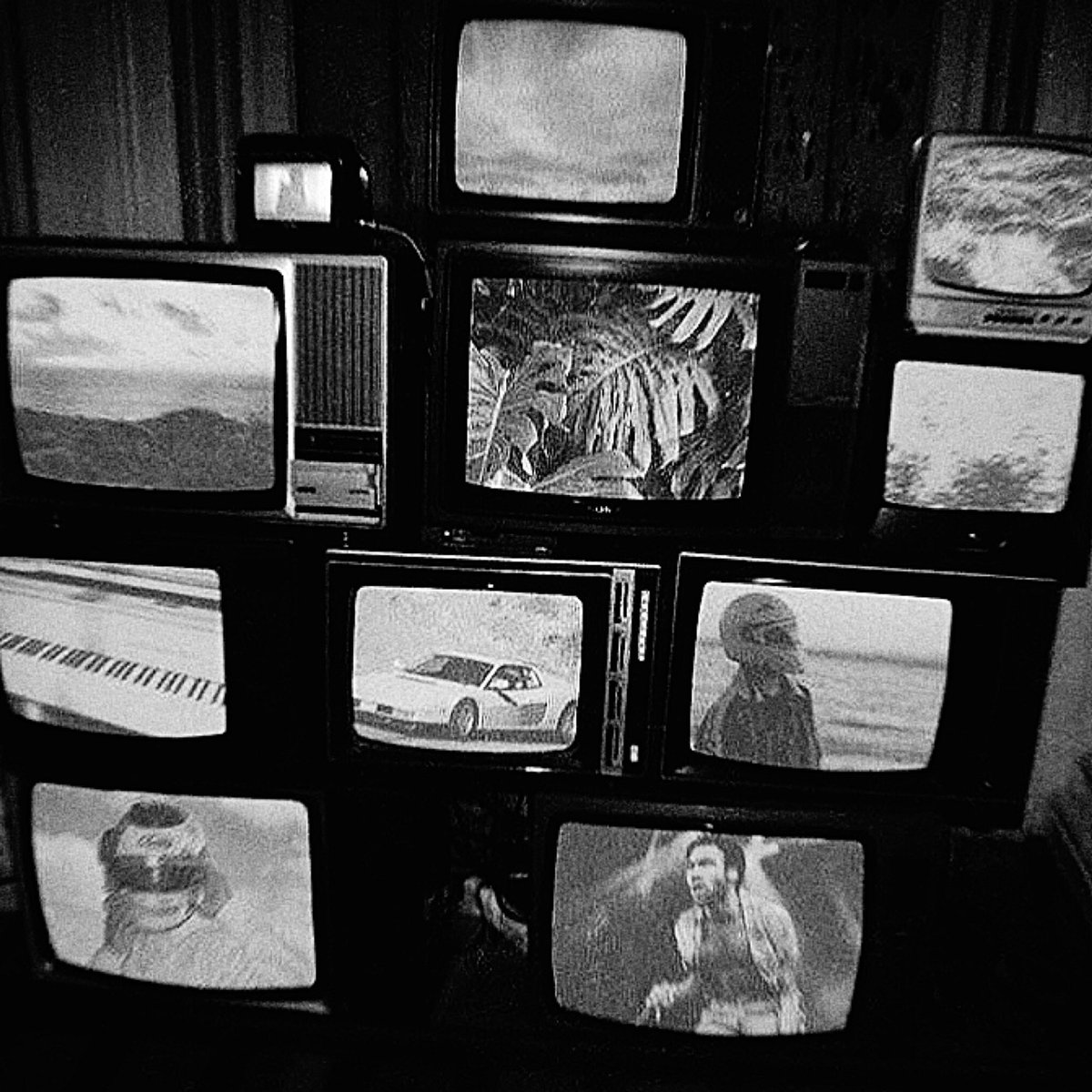 𝖍ey 𝖘weet 📼❔ ᱸ 𓈒

⠀ 𝓟 . lease 𝖗𝖙 this tweet for 𝖋ollow and 𝖈hitchat with me , 𝖙app𝖙ype 𝖏isung 𓈒

˓ ยพท ลฟตท ˒