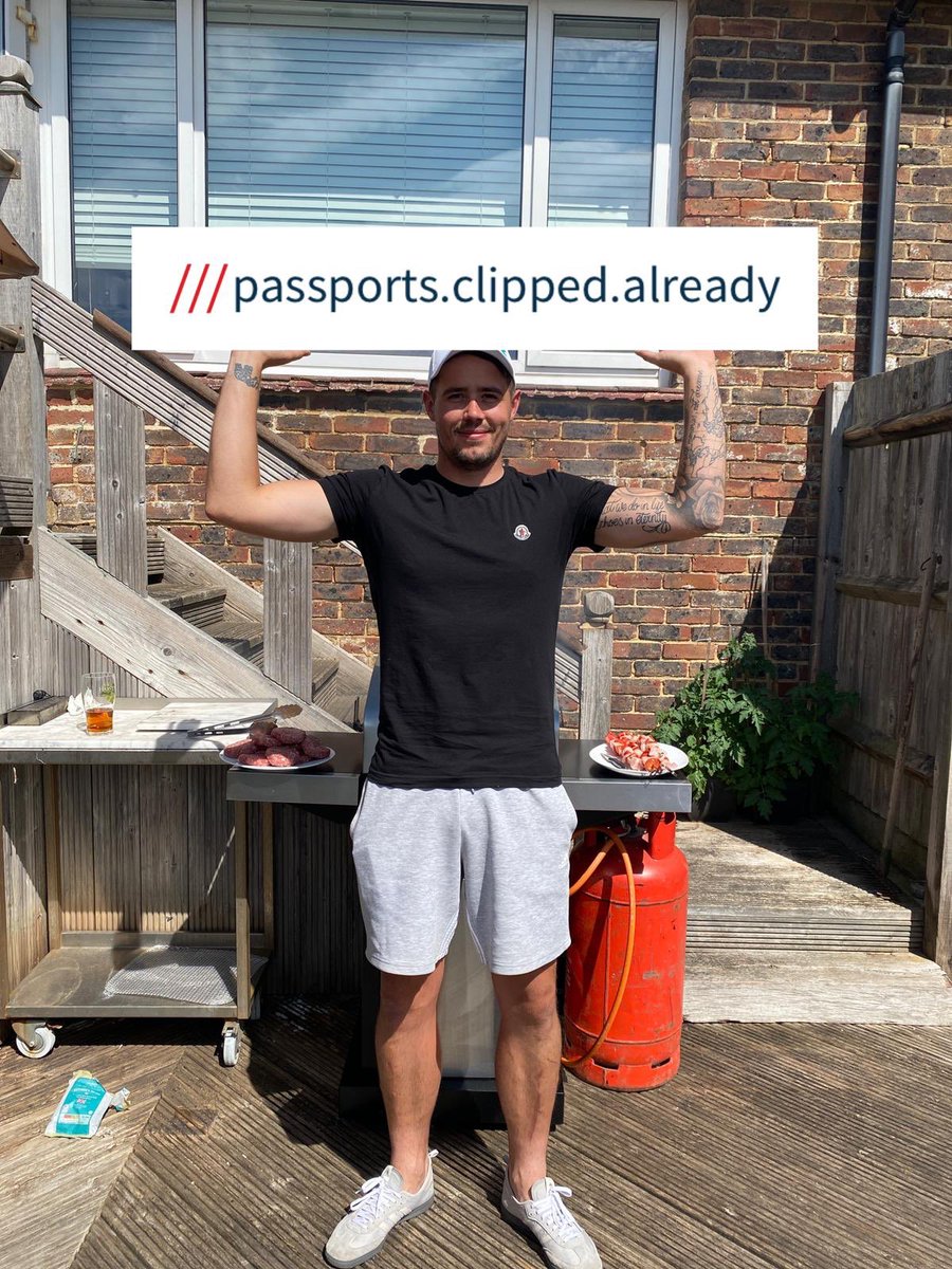 runs_3's tweet photo. A great way to advertise your socially distanced BBQ for the 5 other people coming to it.
Must maintain 2m apart but not sure they have to bring their passports though.........😉
@what3words #lockdownbbq
#SocialDistancinguk #SocialDistancing https://t.co/cjw96KuDcu