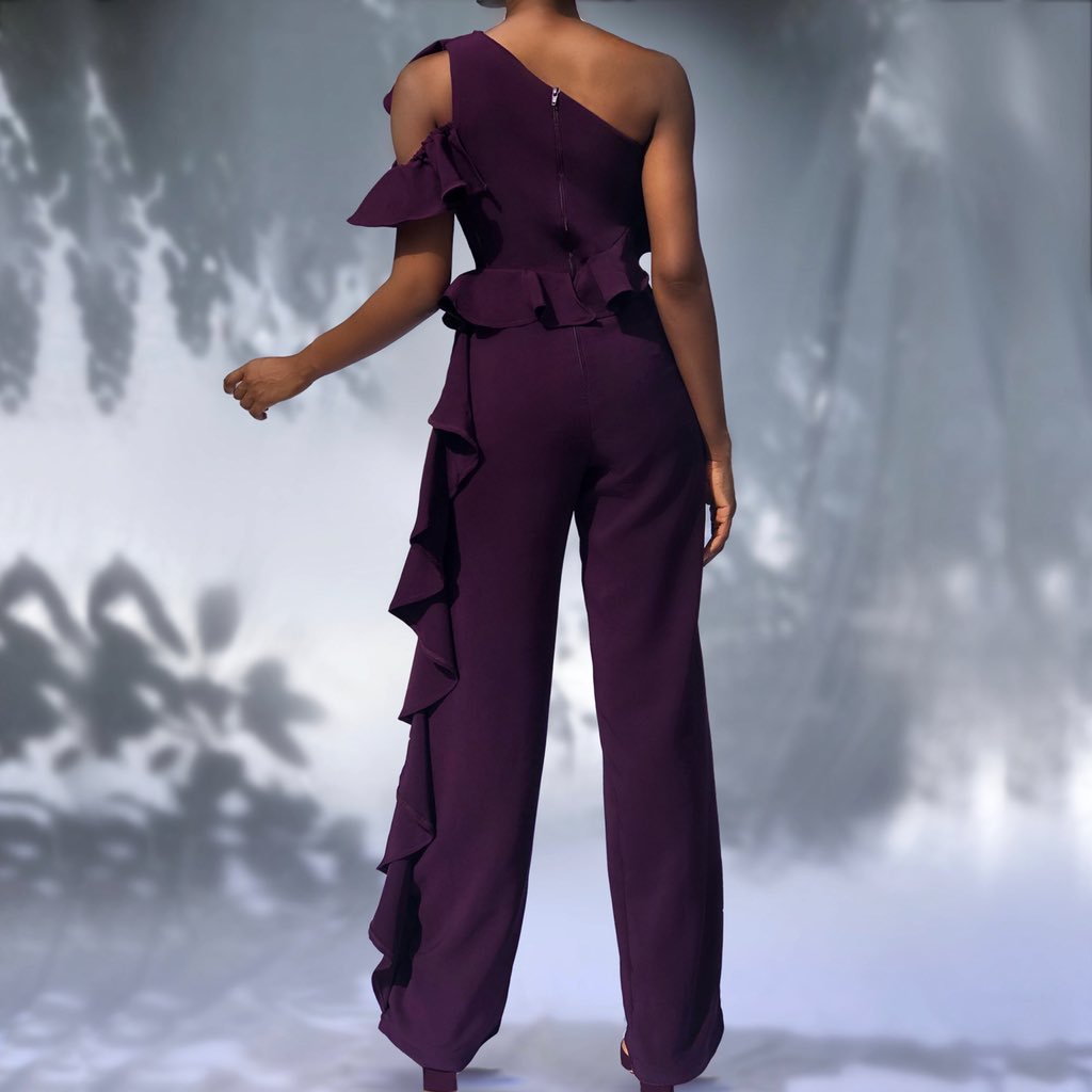 shop_inkha's tweet photo. IVY
Our final look! A one-shoulder jumpsuit with flare details. This standout look is suitable for formal occasions, so don’t miss out in this statement piece.
Price - NGN15,500.00
DM or Call to order!
#inkha #shopinkha #fashion #madeinnigeria #buynigerian #supportsmallbusiness https://t.co/62pEvXwkP2