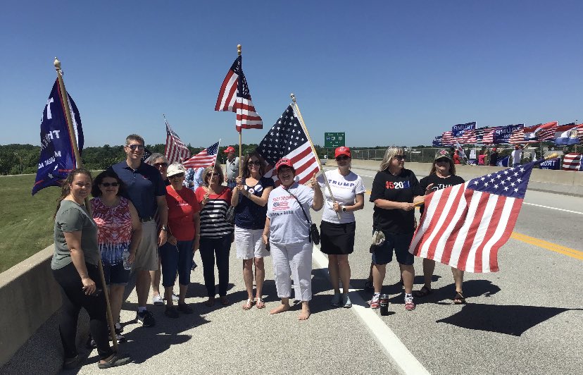 BillEigel's tweet photo. Great turnout at the overpass of Hwy 40/Weldon Spring this morning in St Charles in support of Pres Trump and the Truly Trump Team! Lots of excitement for the GOP vision in 2020! #moleg #mogov #stcharlesgop https://t.co/24vidB20qj