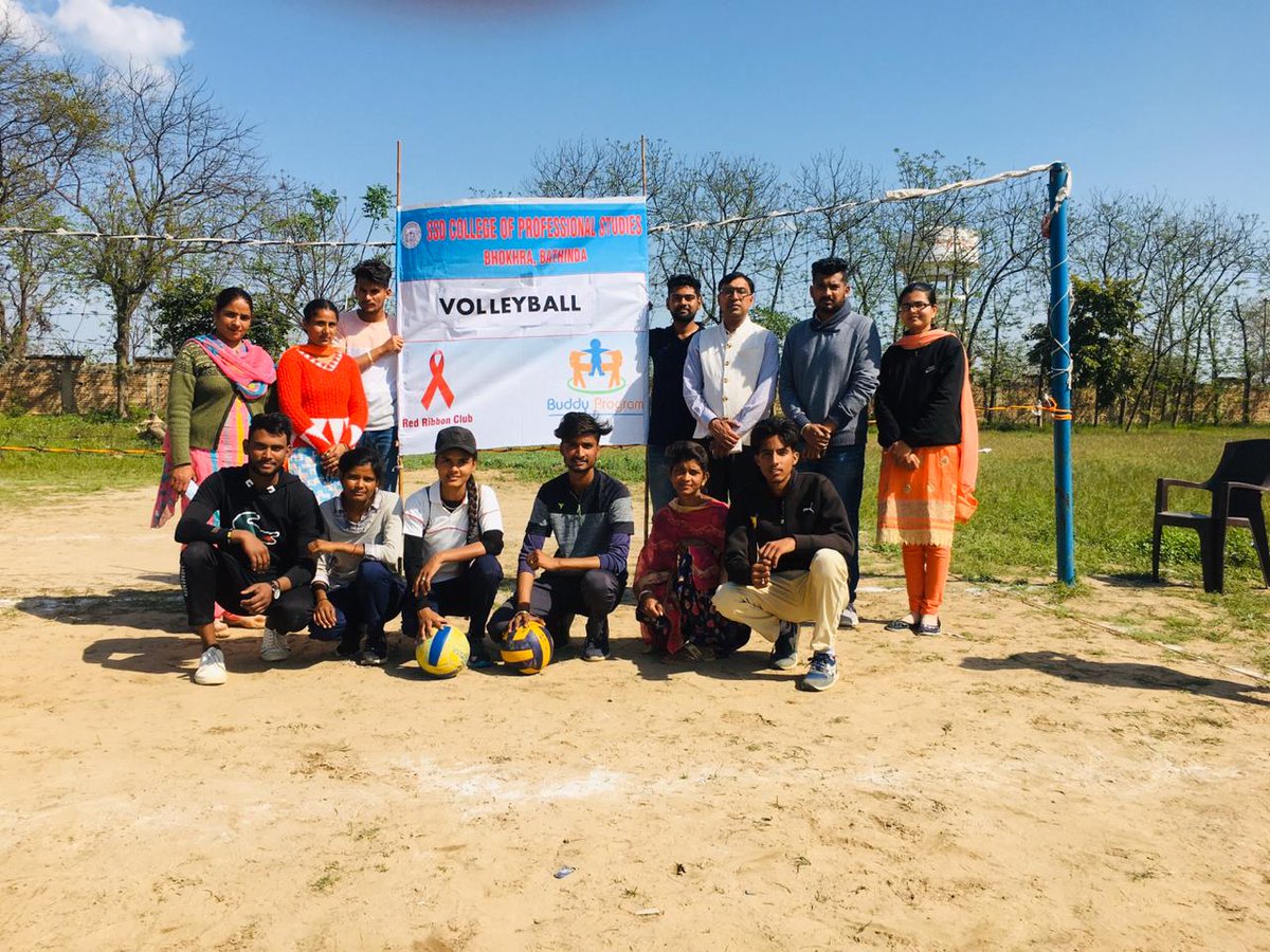 SSDCPS1's tweet photo. #games #sports #collegegames #Punjabiuniversity
#bathinda #SSDCPS 
#annualsportsmeet2020 #Bedminton
#volleyball #khokho #Gamesever https://t.co/nLZUNSsvk6