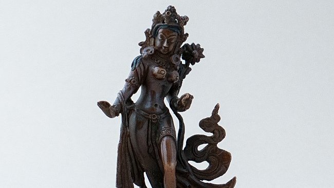 Elegant #Tara #Savioress #Liberator #Feminist
Bust #obstacles #problems
#21TaraPraise 

vajrasecrets.com/standing-tara-…