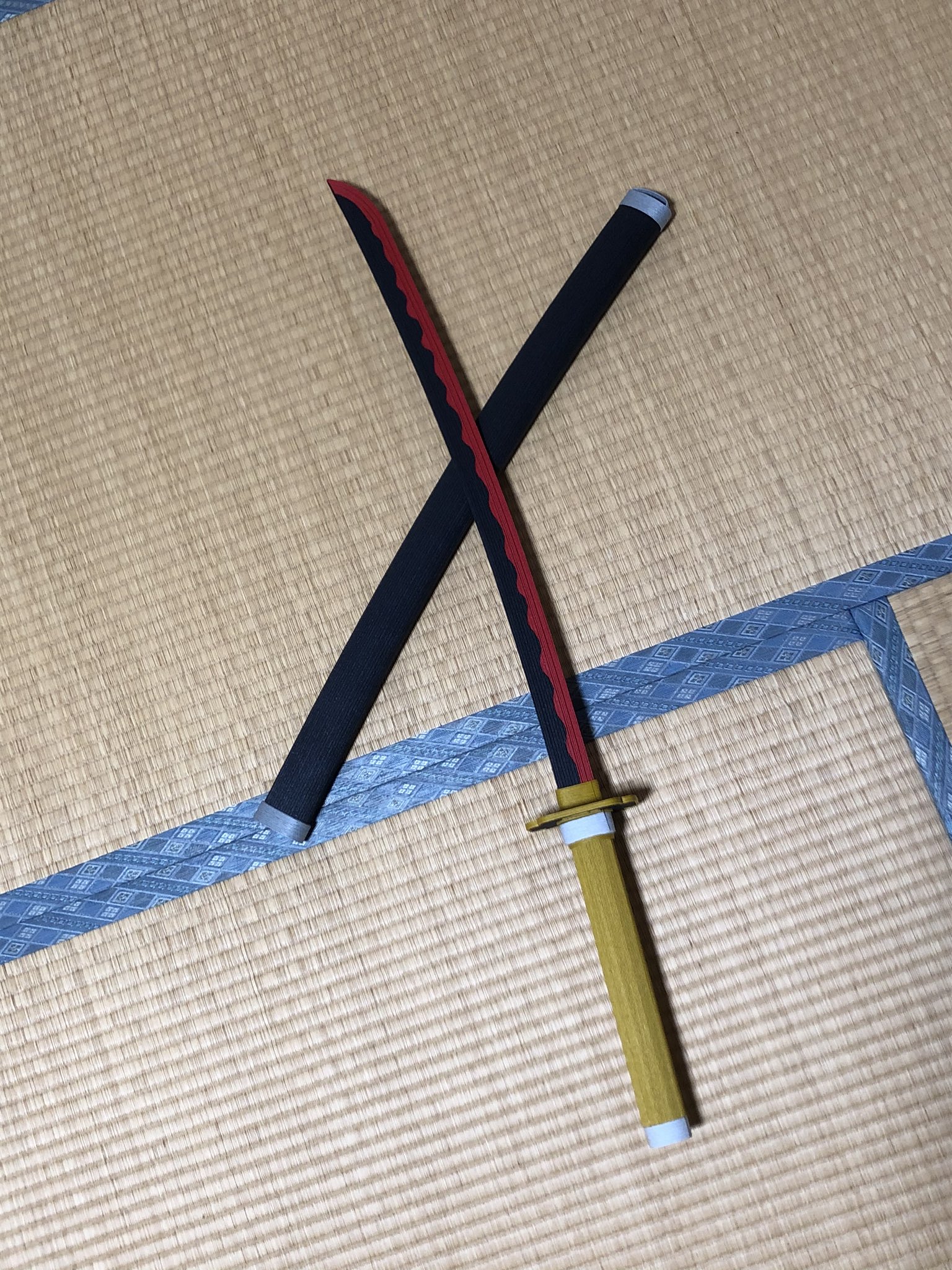 オブラート V Tvittere 継国縁壱の日輪刀を紙バンドで作ってみました 紙バンド 鬼滅の刃 日輪刀 日の呼吸 縁壱 T Co Wsdpnp00eg Tvitter