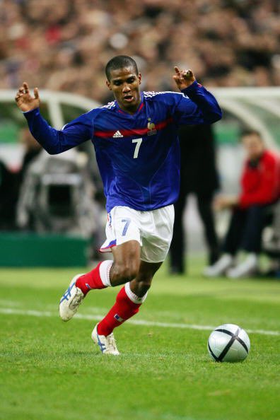 Happy Birthday to former Chelsea man Florent Malouda! 