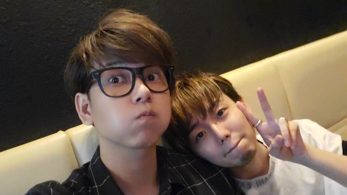 あじっこ Noristry Mini Oneman Live Song Story th Stage ゲストで歌ってきました 顔をつきあわせて歌いながら声を重ねてく のりとだからできる歌を今日は沢山お届けできたと思ってます やはり我らは強い この先も楽しみにしてて下さい