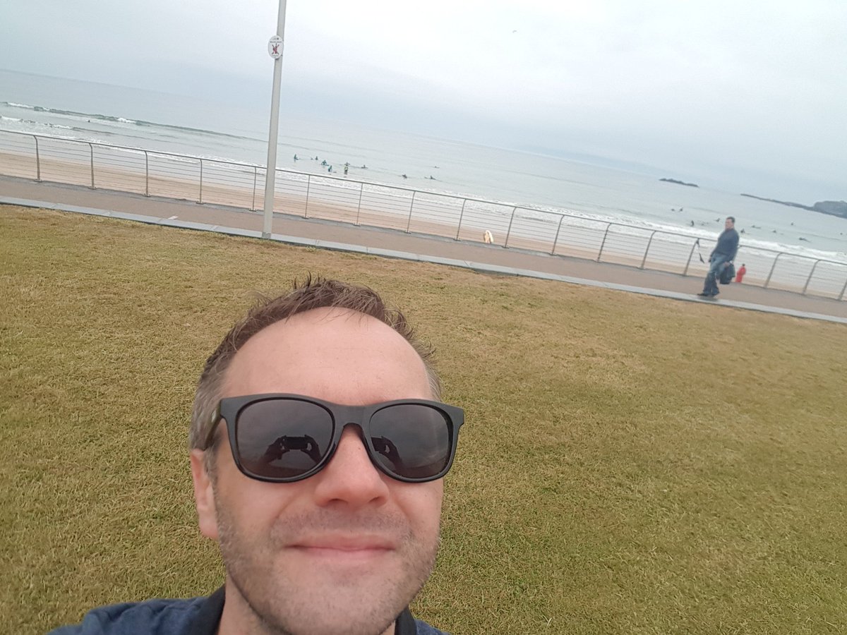 itsmetaylor72's tweet photo. Some wee waves #portrush #awesome https://t.co/p1nSHZe4lJ