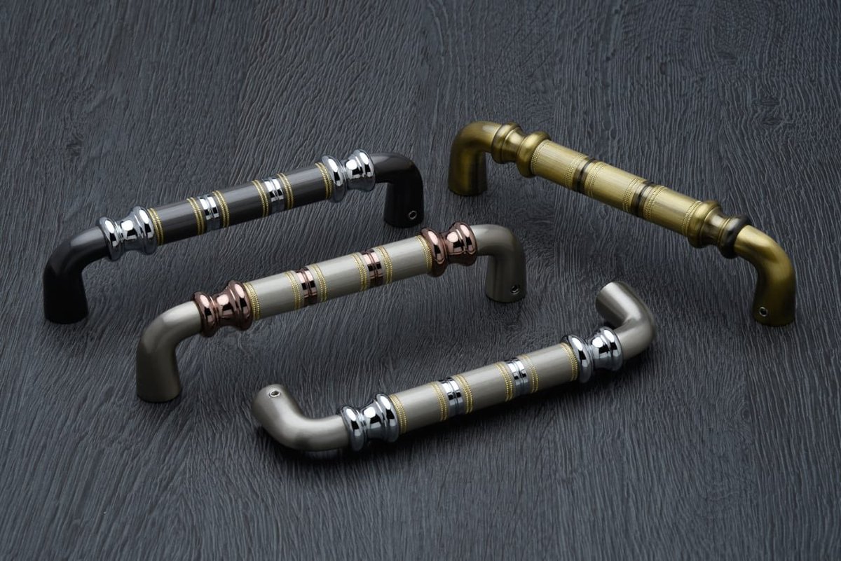 trivenibrass's tweet photo. Our Latest Design Brass Pull Handles available from our factory.
 #pull #pullhandle #handle #brass #Hardware #interiordesign #homemade #cabinet #architecture #construction #builder #house #door https://t.co/ZIShNKZ03d