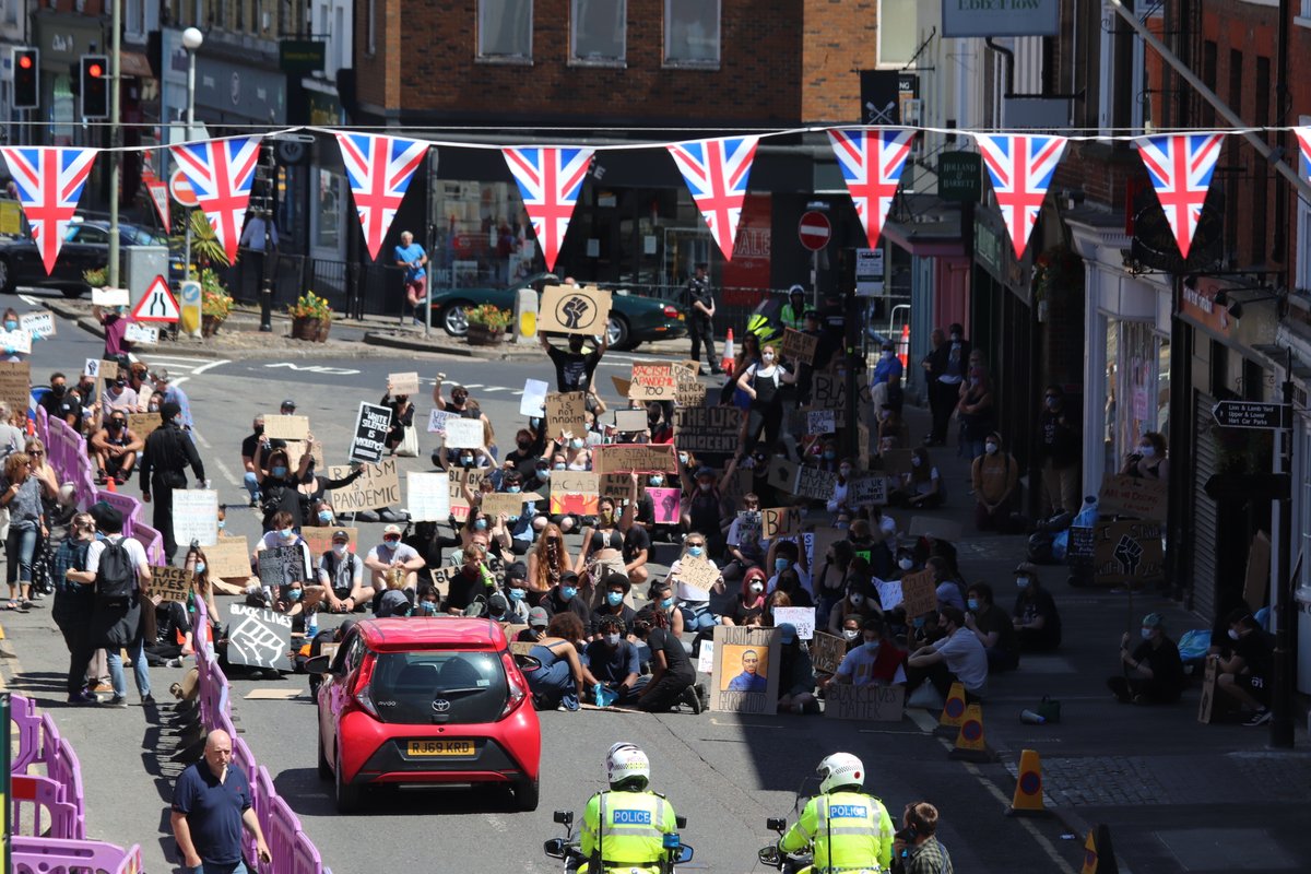 TomKirk33's tweet photo. BLM Protest in West Street Farnham. Bottom of Lion and Lamb. @farnhamherald @DanielGeeHerald https://t.co/Qgj6IAhIzA