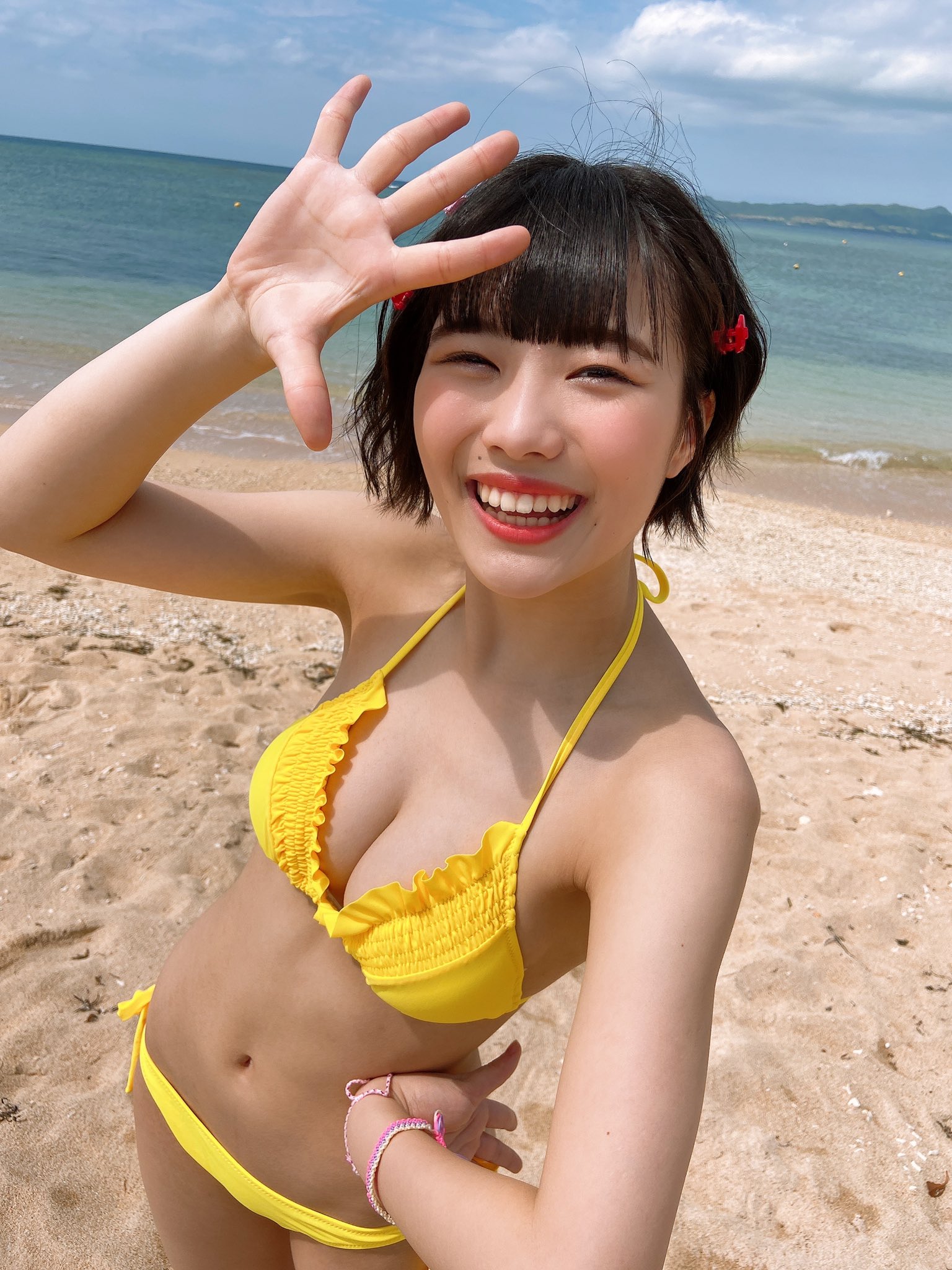 虹のコンキスタドール 的場華鈴 IDOL FILE BIKINI フォトアルバム