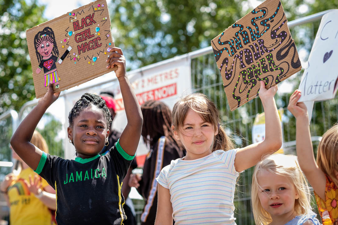 ivan_gonzalez's tweet photo. Kids in Tottenham #WalkAgainstRacism chanting loudly #BlackLivesMatter #BLMharingey @LordshipHub @ukblm https://t.co/mHh1V5VYfv
