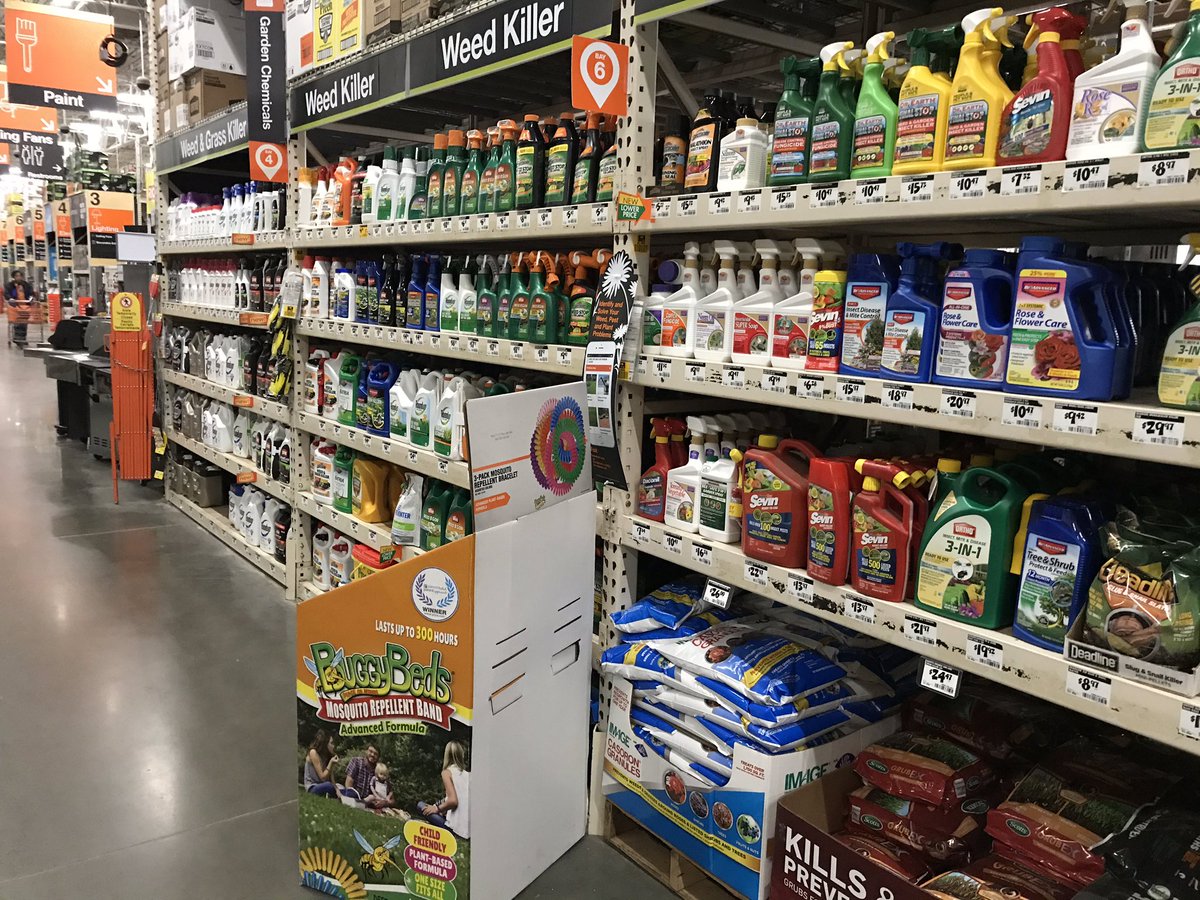 hammertime4705's tweet photo. Closing ASM @baysidekapowski and the freight team did a great job getting the store ready for the weekend! #clearaisles #packeddown #freighteam #greatstart https://t.co/TYuOFZuAlt