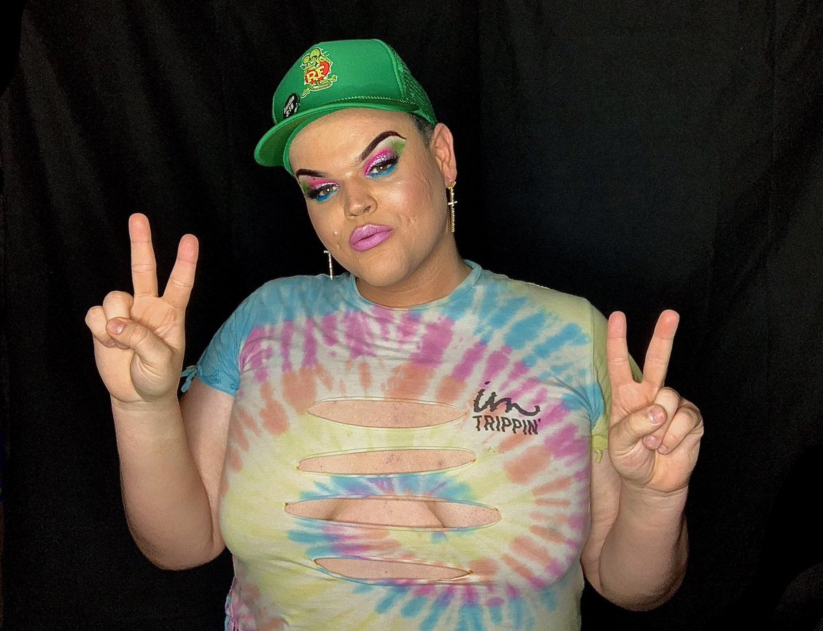 Prettyboybarbie's tweet photo. #prettyboydimples #lgbt #gaymen #gay #boyinmakeup #ts #makeuplooks #dragshow #draglive #dragqueens #dragshows #beauty #drag #dragqueen #tsgirl #hiphop #rap
#badbitch #sexy #pride #pridelook #cosplay #colorful #gayrap #gayhiphop #raplive #rapperslive #prettyboydimpleslive https://t.co/asNsH6GCkg