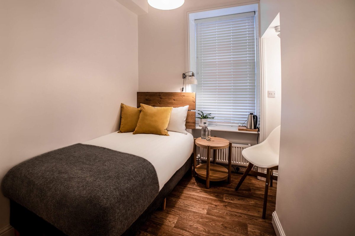 blackcatgalway's tweet image. Newly refurbished and super cosy! BlackCat rooms are ready to welcome our first guests!!

#blackcatgalway #visitgalway #salthill #Galway #Staycation2020 #wildatlanticway #blackcatrooms #StayLocal #galwayhotels #placestostaygalway