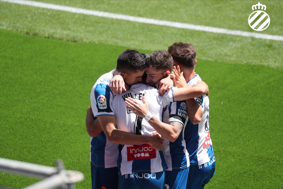 RCDEspanyol's tweet photo. 💫🎩🎯 WU LEI, WU LEI, WU LEI🎯🎩💫

#EspanyoldeBarcelona | #RCDE | #EspanyolAlavés https://t.co/AFUAozmwVg