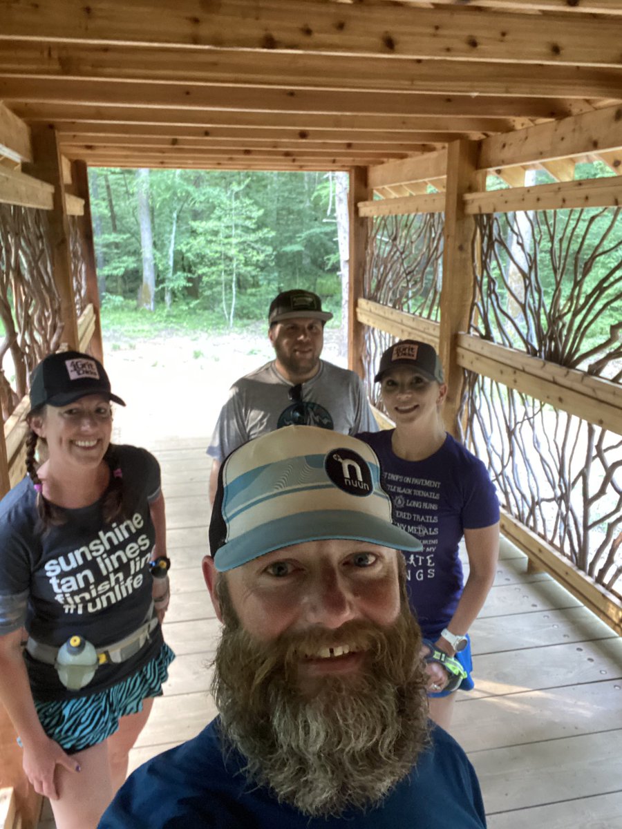 kimpossibleont1's tweet photo. I never claimed to be Sacagawea 🤷🏻‍♀️🤣. 
At every split in the trail my instinct was to go the other way😆. 
7 miles of trails &amp; good times. 
Run Streak Day 530🏃🏻‍♀️
Happy Saturday!! 
*****
#runstreak2020 #runoutsideeveryday #trailrunning #skirtsportsambassadors #brfs #hotcholatier https://t.co/0dYSYjbO1n