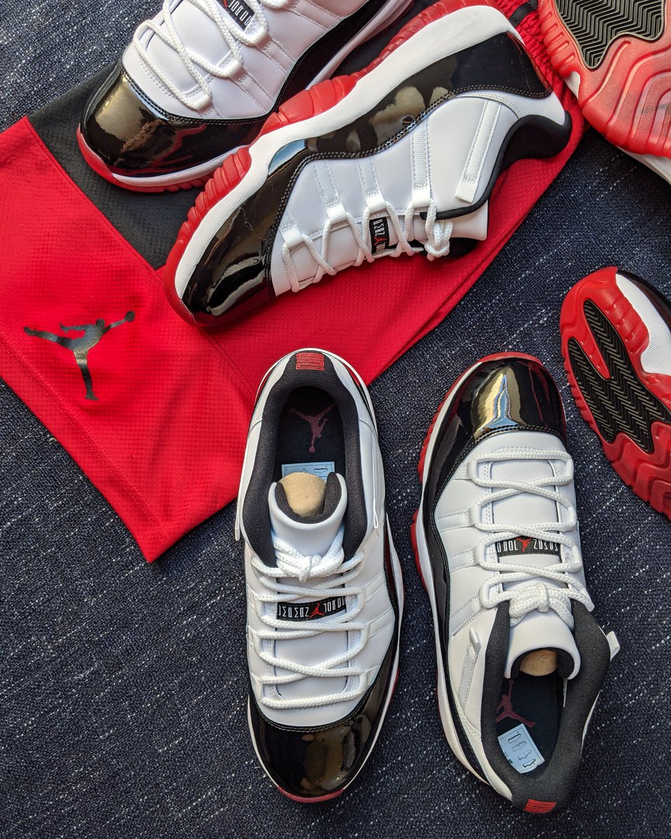 SnatchThatSole's tweet photo. Look what I found on @eBay! https://t.co/UmUiBTDjd7 via @eBay https://t.co/B2Pmm0cw6Z