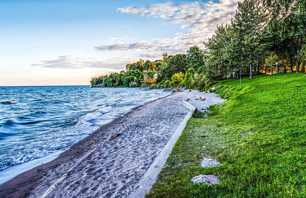 christiebabble's tweet photo. โค๏ธ my Sat morning walks with girls! Being up at 7 am has its perks. This week we visited Lakeview Park in @oshawacity. #ActiveDR #under10 #over10 #down1 #safecircleโญ๏ธ #mimosas https://t.co/vxanHh1A8r