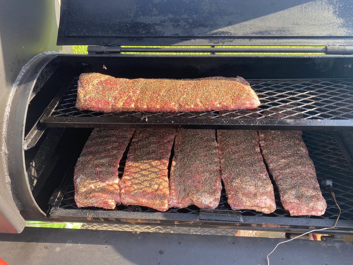 H20nly's tweet photo. Saturday Spare Ribs #tweetyourmeat  #stickburnerforlife https://t.co/dIP6agsGh3
