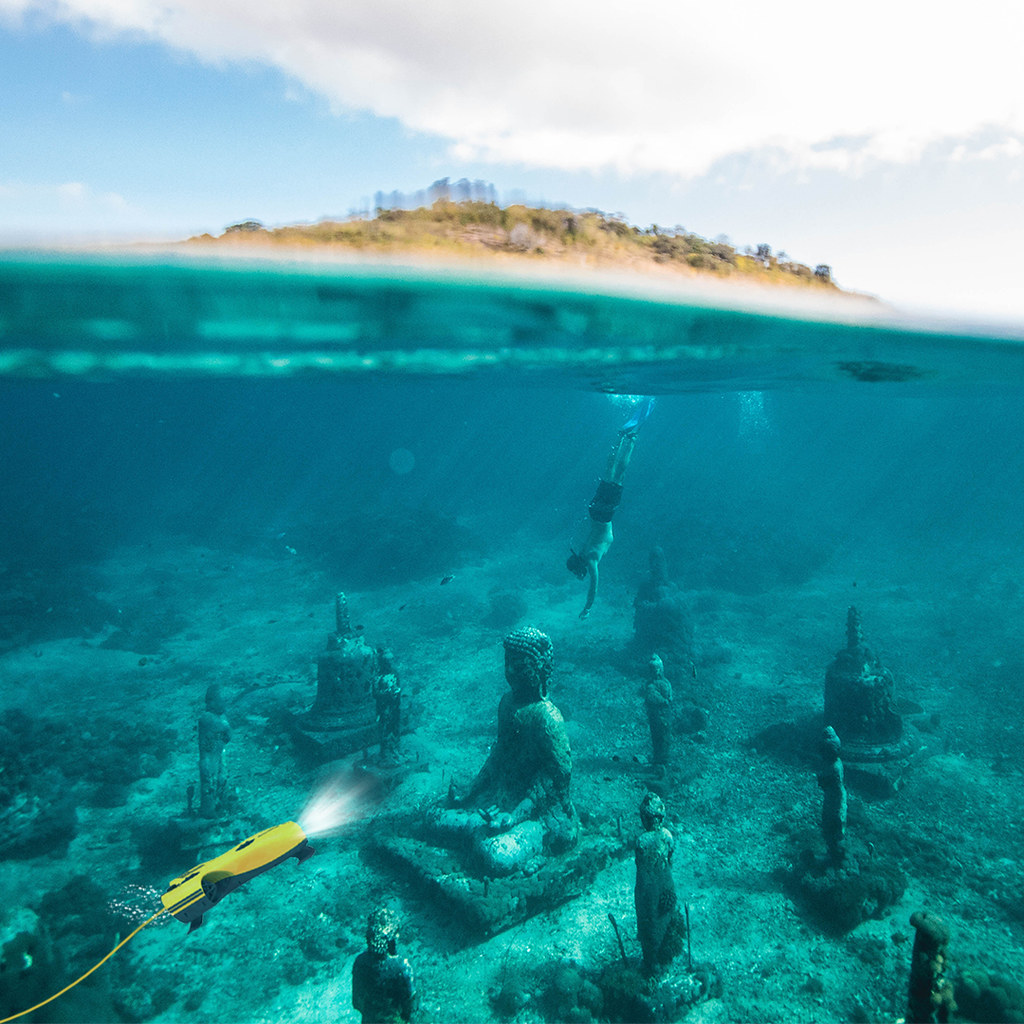 theworldlinks's tweet photo. Underwater Treasure Hunting with a Drone
#Treasure #TreasureHunting #Underwater
https://t.co/VmfBCYeqtP https://t.co/RSCgHOFTBv