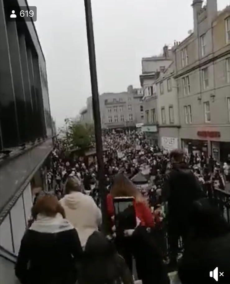 ClarkConnon's tweet photo. Class effort from aberdeen... massive fuck you to the key workers and the nhs and everyone who has followed the guidelines. https://t.co/t9Jt4DBh1U