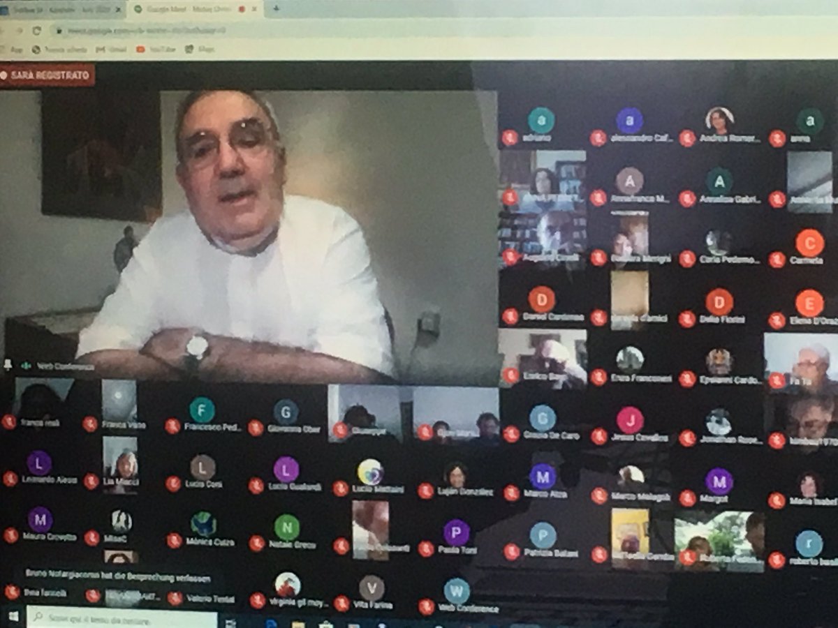 Idente_mission's tweet photo. P. Vicente De la Fuente, de #Busetto dando la charla del #motuschristi de #IdentesItalia ”El perdón es un don de Dios ... Perdonarse es donarse al otro... Solo quien ama perdona... Solo podemos perdonar si estamos al lado de Cristo” #perdonanuestrasofensas #motuschristiathome https://t.co/ftojLFjxgW